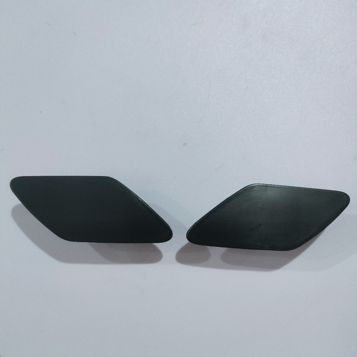 Wastewater spray cap for 2011-14 Porsche Cayenne, L 95862830100