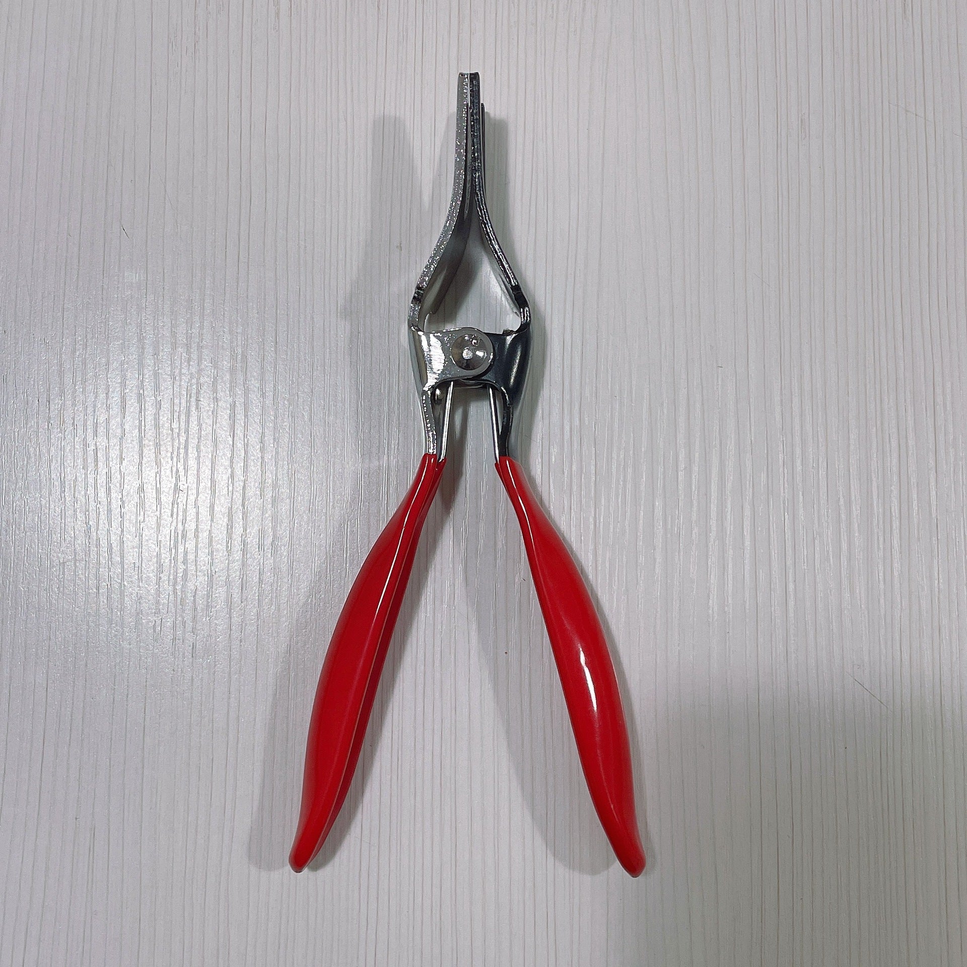 Calipers / Automotive calipers / Automotive water pipe wrenches, straight throat type pipe clamp pliers, clip pliers, car water pipe clamps