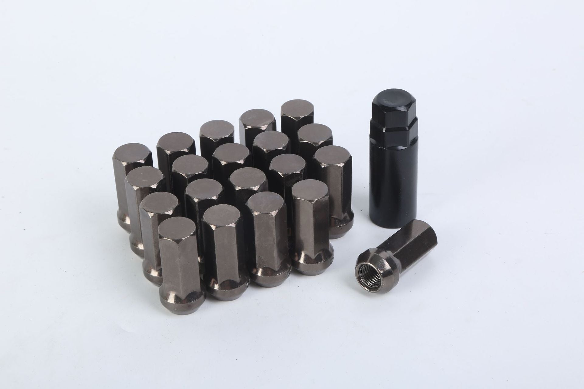 Automotive parts 480 car wheel hub tire nuts bolts